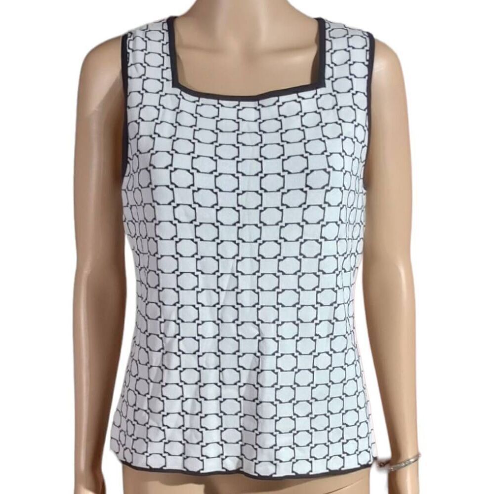Grace Dane Lewis sleeveless lightweight sweater new without tags size medium